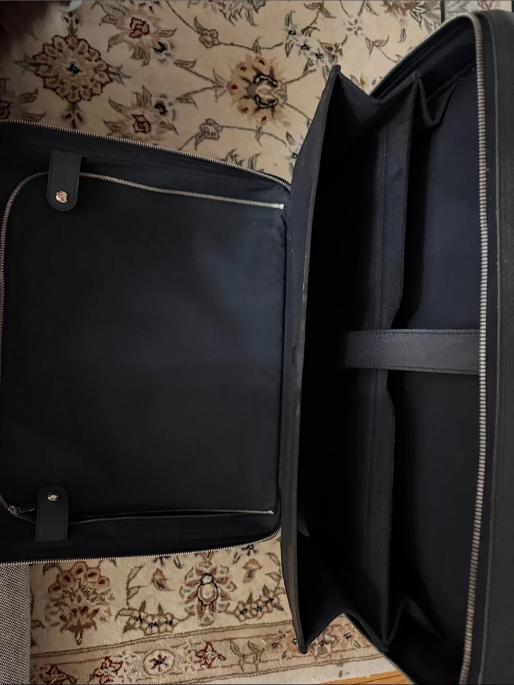 Louis Vuitton Pilot Rolling Briefcase  Taiga Leather Men’s Travel Carry on